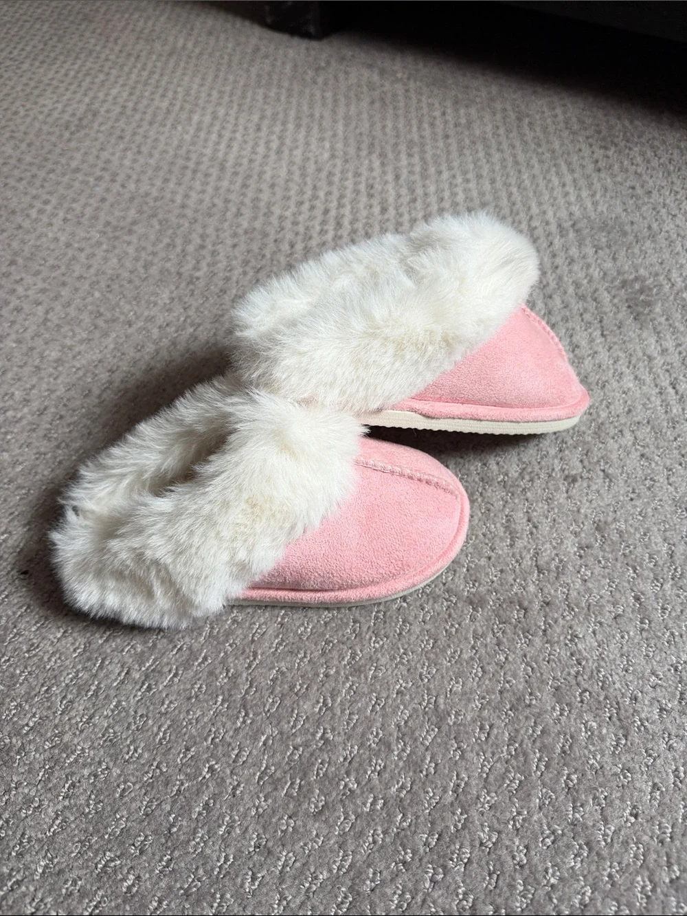 •CROWN VINTAGE• Pink Suede Faux-Fur Clog Slippers for Kids